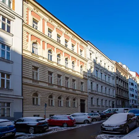 Ferienwohnung Biblion Prag Exterior foto